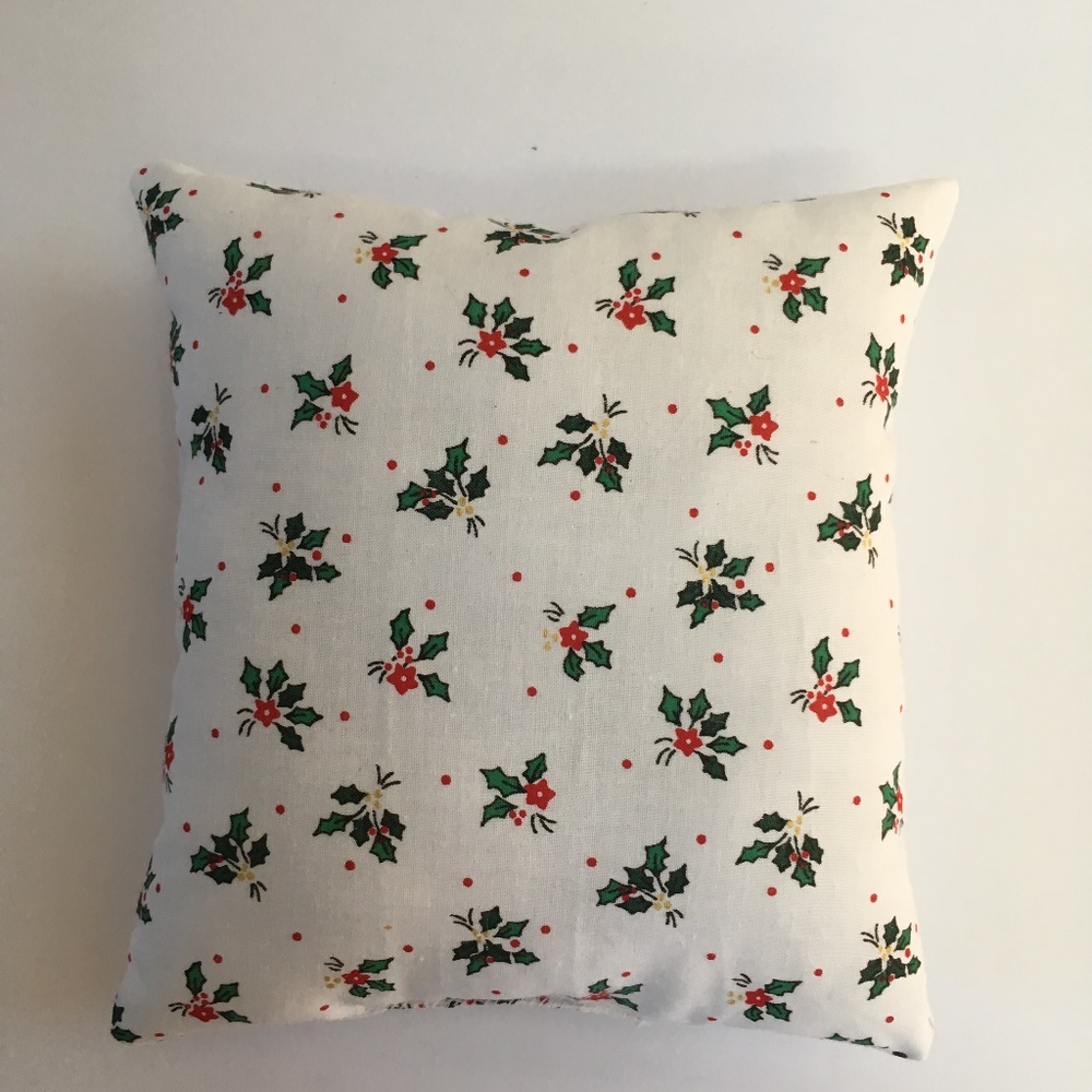 SOLD on ebay! Decorative Small Christmas Pillows 7x7 Handmade - Picture 5 of 5